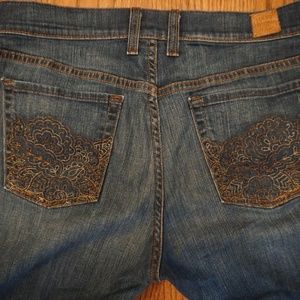 LUCKY BRAND Sweet N Low 10/30 Actual 32X30